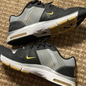 Nike Air Shoe 1020 Size 11.5‎ 433138-002